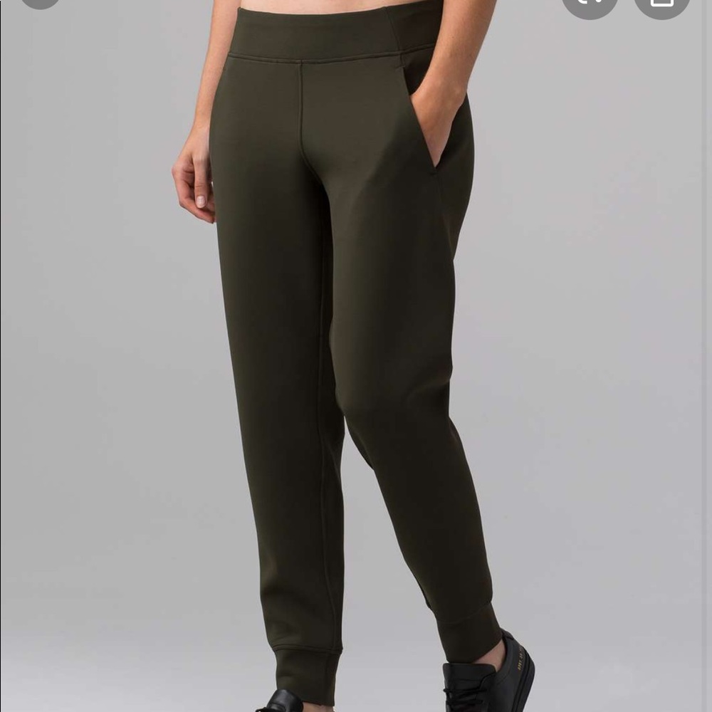Lululemon Embrace the Space Army Green Jogger Pant